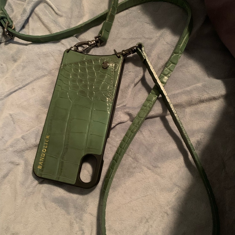 COPY - Used and in good condition iPhone x10 bandolier case ❤️👍